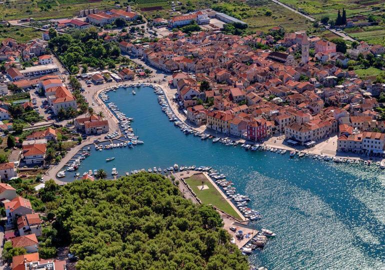 Apartman Tudor Stari Grad  Exterior foto